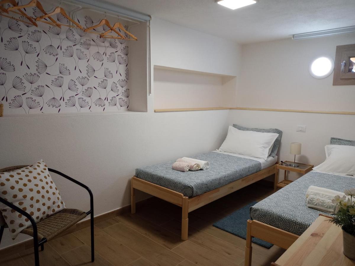 Vacanze Nella Casetta Pula Ngoại thất bức ảnh
